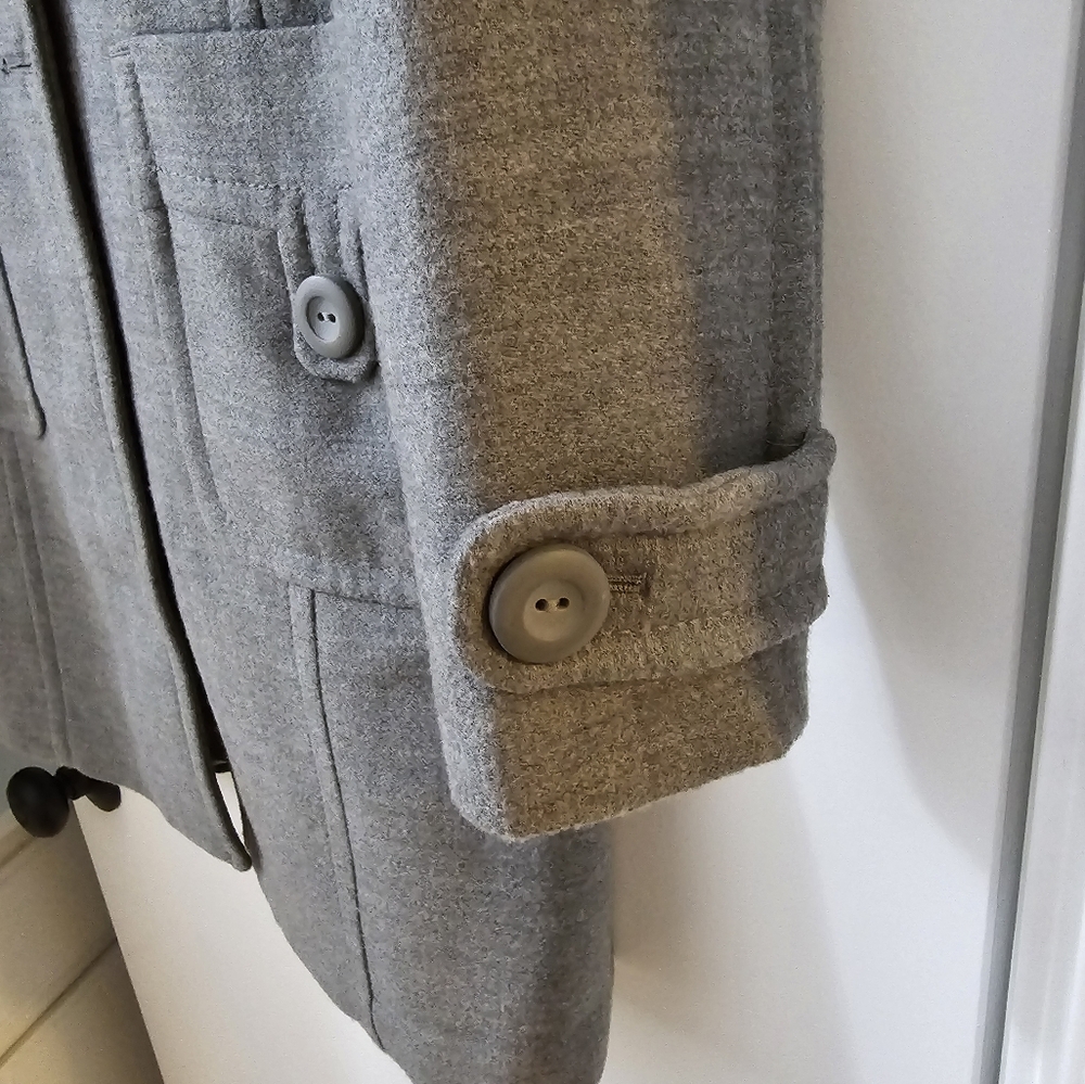 Jacket - Picture 2 of 6